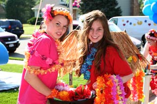 Party Assistants at Luaua Themed Party